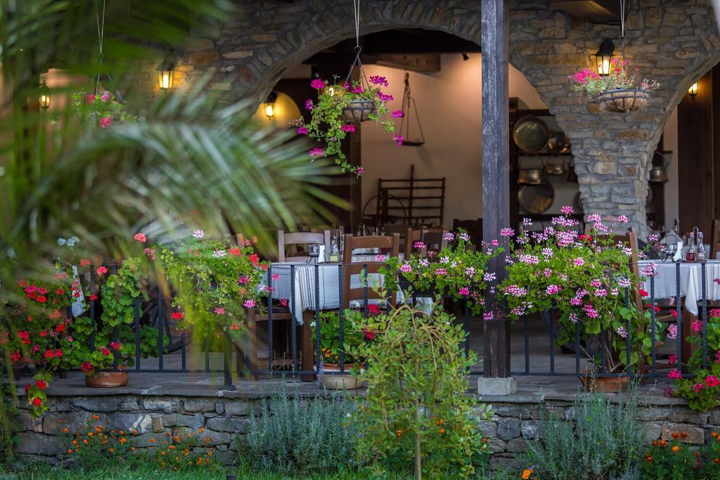 Family Hotel Strannopriemnitza Oreszak Zewnętrze zdjęcie