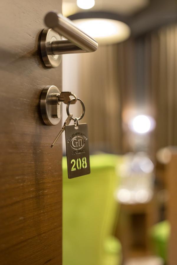 Family Hotel Strannopriemnitza Oreszak Zewnętrze zdjęcie