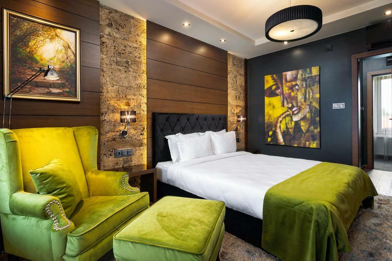 Family Hotel Strannopriemnitza Oreszak Zewnętrze zdjęcie